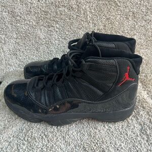 Jordan 11 Retro Mens Sneakers Size 11